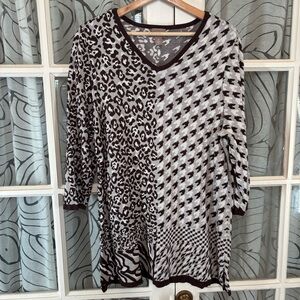 Chicos White Brown Animal Leopard Print Jersey Knit Tunic Top